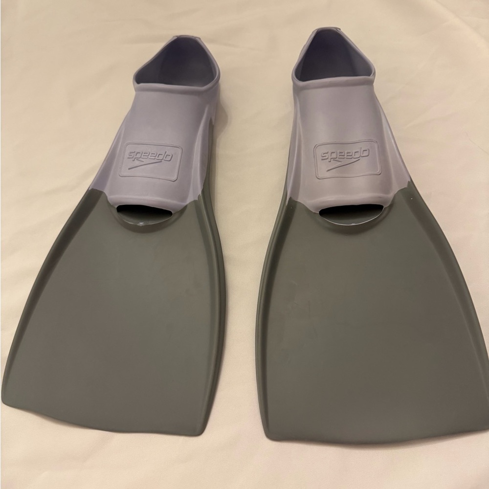 Speedo Trialon Rubber Gray Swim Fins size large 8-9